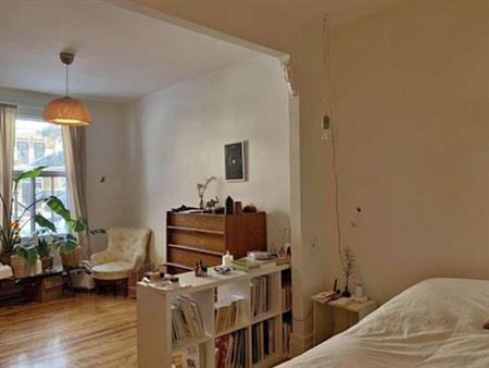 Sous Location Chambre 1 à 2 Mois