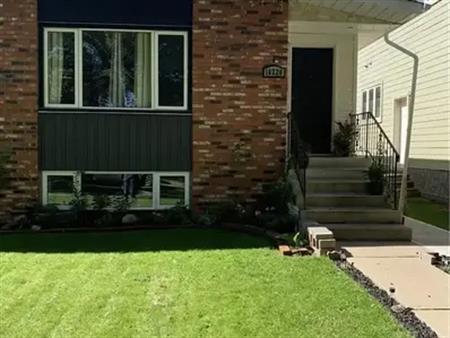 3 Bedroom main floor blocks from river valley | 10220 90 Street Northwest, Edmonton