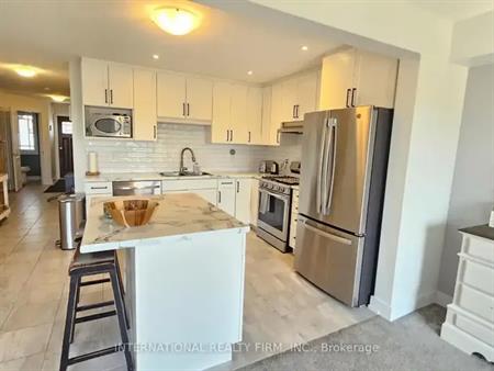 158 STONEBROOK WAY | 158 STONEBROOK WAY, Grey Highlands