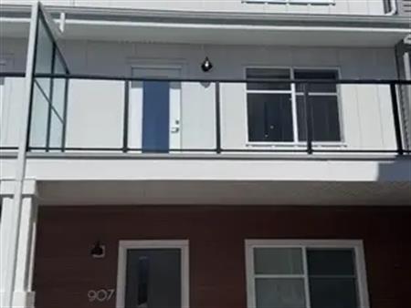 Cozy 4 Bedroom 2.5 Bathroom Townhouse | 907 - 135 Belmont Passage Southwest, Calgary