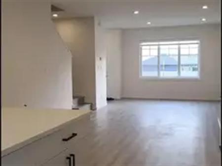 4 Bedroom 3.5 Bathroom with Legal Basement Suite Home for Rent | Edmonton