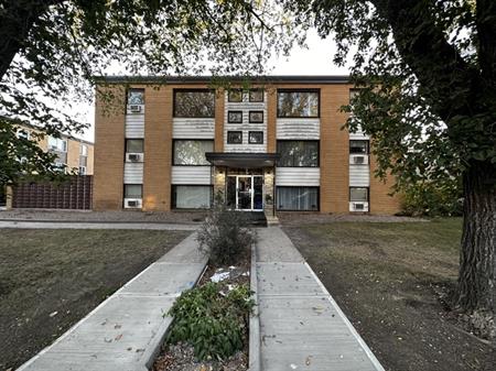 Golden Mile - 2 Bedroom | 3920 Robinson Street, Regina