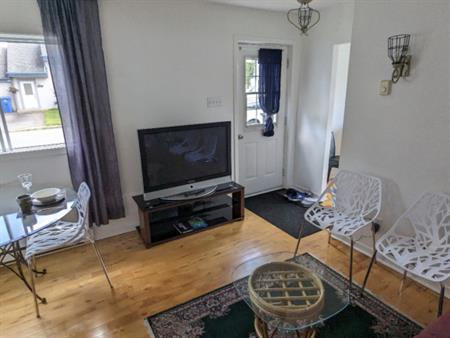 Appartement à Louer 3 1/2 / Apartment