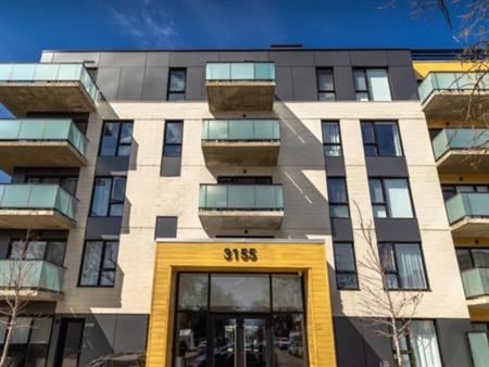 1er JUILLET - Condo 3 Et Demi NEUF