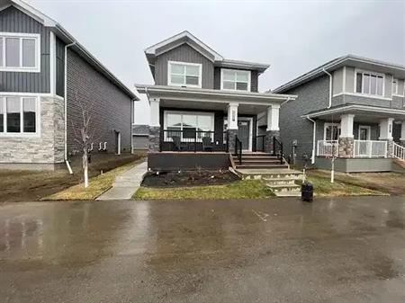 Basement Suite with Private Entrance INCLUDES ALL UTILITIES | 582 Glenridding Ravine Drive, Edmonton
