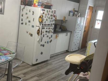 5 1/2 a louer dans un secteur très familial