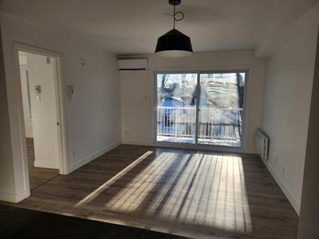 APPARTEMENT** 3 ½ ** au cœur de Ste-Foy