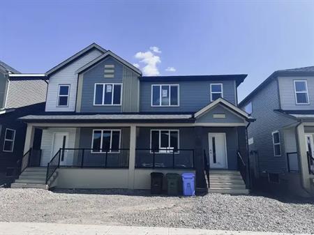 Brand New Cozy 3 Bedroom 2.5 Bath Duplex | 678 - 678 Wolf Willow Boulevard Southeast, Calgary