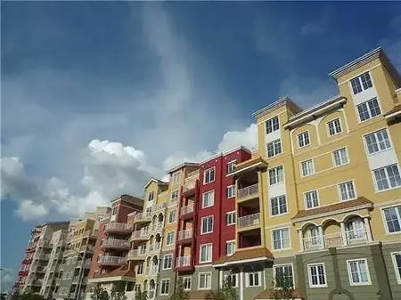 Beautiful downtown condo-1 bedroom + den + 2 underground stalls | 502 - 10333 112 Street NW, Edmonton