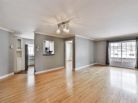 À louer : Condo 4 ½ à Mascouche