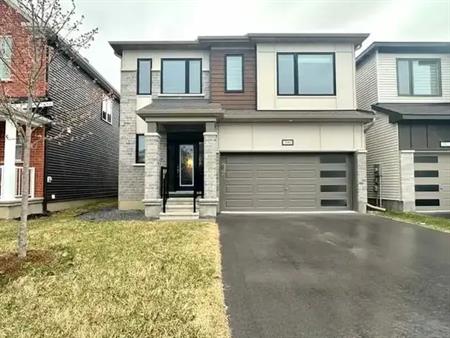 309 Crossway Terrace Unit B | 309 Crossway Terrace, Stittsville