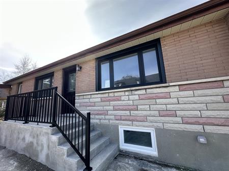 Wonderful 3 Bedroom For Rent in Convenient Peterborough Area | 643 Frank Street, Peterborough