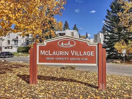 WALK distanc to UC, Brentwood LRT! 2-beds cozy townhouse with parking +AC | 3500 Varsity Dr NW, Calgary