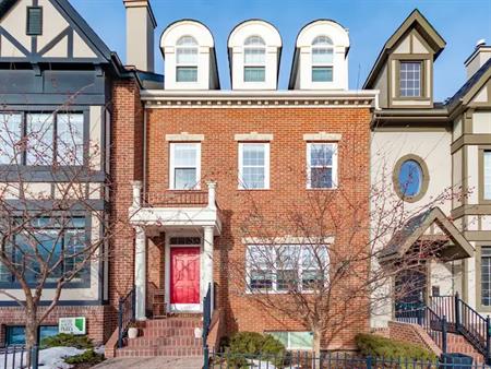Fully-Furnished and Equipped Exec. Townhouse | 171 Ypres Green Southwest, Calgary
