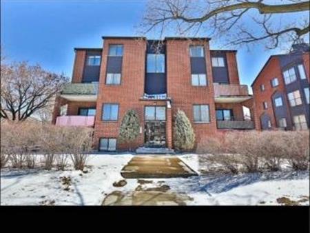 4 1/2 CONDO À LOUER RIVIERES-DES-PRAIRIES