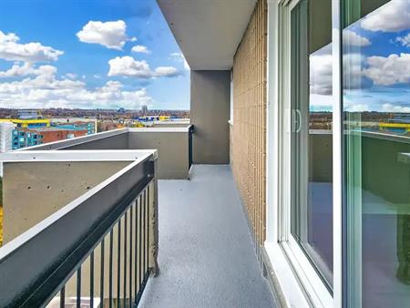Aspen Tower Apartments | 2935 Richmond Road, Ottawa