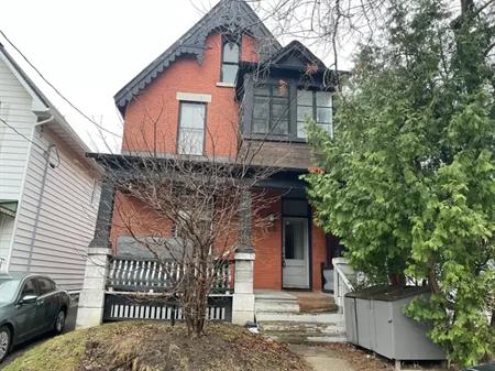 Unit 3 - 668 Cooper Street, Ottawa - Available to Move-In | 668 Cooper Street, Ottawa