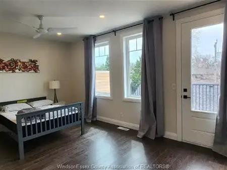 953 WALKER ROAD | 953 WALKER ROAD, Windsor