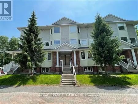 17 - 1400 WILDBERRY COURT | 17 - 1400 WILDBERRY COURT, Ottawa