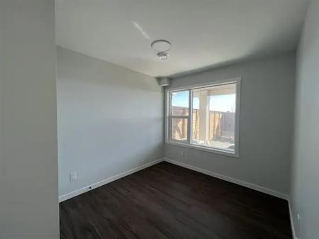 Spacious Sunlit Walkout Basement for Rent ***50% OFF on the RENT for first month | Calgary