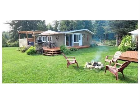 Chalet disponible à la location mensuelle ou saisonnière pour 2 à 4 personnes