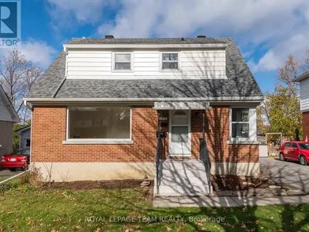 1313 ESSEX STREET | 1313 ESSEX STREET, Ottawa