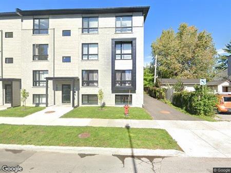 1 CH - 1 SDB - Montréal-Est - $1,325 /mo