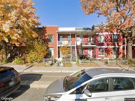 2 CH - 1 SDB - Montréal - $1,339 /mo