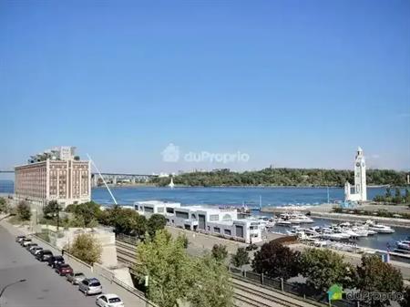 Rent 4 1/2 Condo in Old Montreal: 2 Beds 2 Baths Apartment. SF 1,000 - indoor garage + locker + elevator + terrace | 355 Rue 