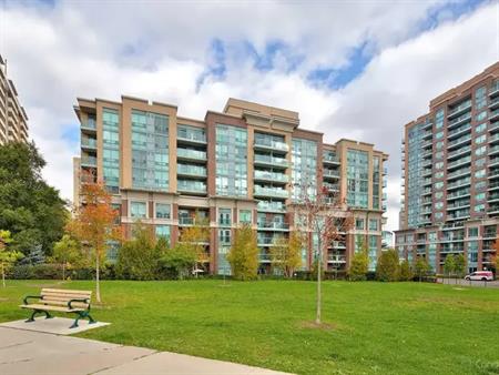 Port Royal Place IV - 7 Michael Power #11299 | 7 Michael Power Place, Etobicoke