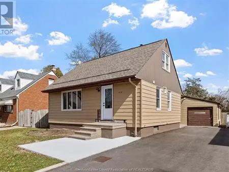 470 ST. PAUL | 470 ST. PAUL, Windsor