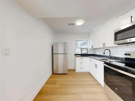 1252 Davenport Rd, Toronto, ON M6H 2G9 | 1252 Davenport Road, Toronto