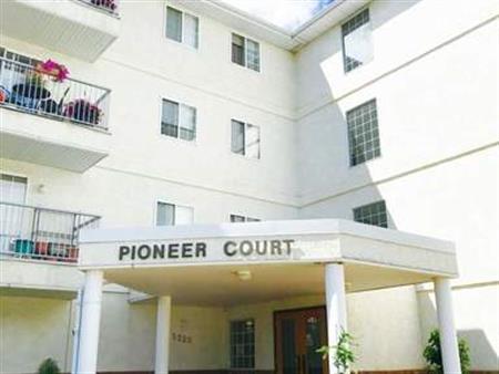 Pioneer Court | 5520 53 St., Wetaskiwin