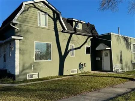 452 Notre Dame Street | 452 Notre Dame Street, Winnipeg