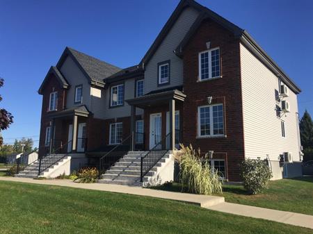 2 CH - 1 SDB - Blainville - $1,600 /mo