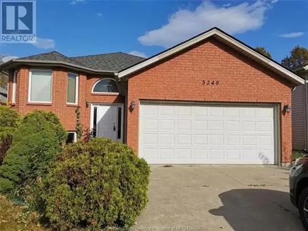3240 NORTHWAY AVENUE | 3240 NORTHWAY AVENUE, Windsor