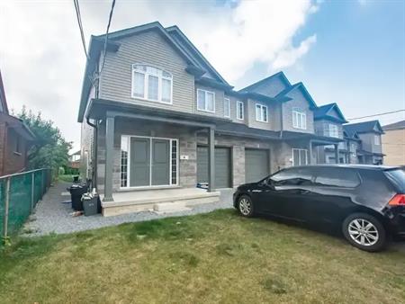 9B Cleveland Street | 9B Cleveland Street, Thorold