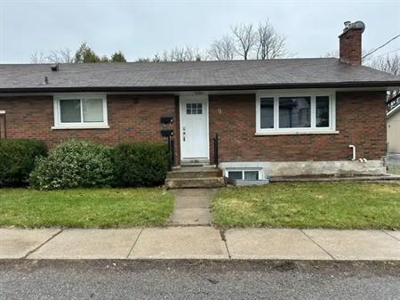 Upper- 9 Spencer Street West | 9 Spencer Street West, Cobourg
