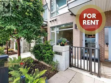 105 1591 BOWSER AVENUE | 105 1591 BOWSER AVENUE, North Vancouver