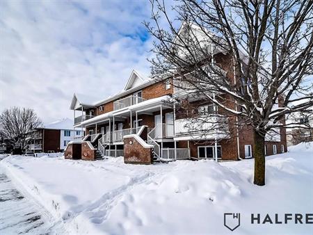 160 Boulevard Du Plateau (Plateau) Grand 3 Chambres
