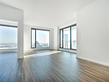 Studio - 280 René-Lévesque Ouest, Montréal