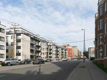 5675-5725 Côte-St-Luc Road - Hampstead House - 1 Bedroom - 5675 Chemin De La Côte-Saint-Luc, Montréal