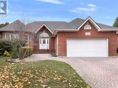 612 CHRISTINA COURT | 612 CHRISTINA COURT, Windsor