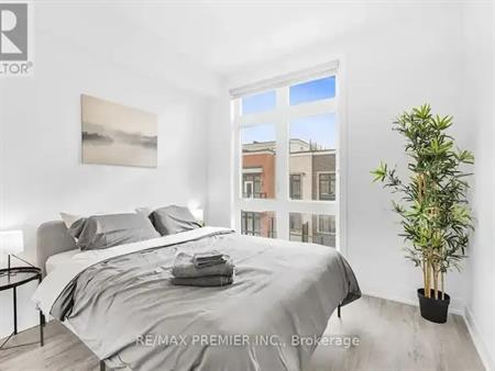 6 - 6 SAYERS LANE | 6 - 6 SAYERS LANE, Richmond Hill