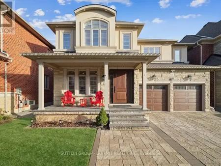 511 HIDDEN TRAIL | 511 HIDDEN TRAIL, Oakville