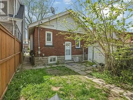 1548 Dougall AVENUE | 1548 Dougall AVENUE, Windsor