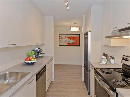 Royal Park Plaza | 1312 12 Ave. SW, Calgary