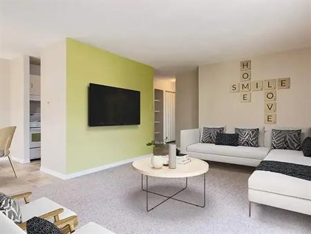 Lamplighter | 4716 54 St, Camrose