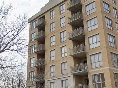 Appartement Montréal (Ahuntsic-Cartierville) À Louer