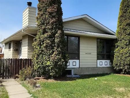 Cozy 3 Bedroom 1 Bathroom Basement Suite with Private Laundry! | 14332 121 Street Northwest, Edmonton